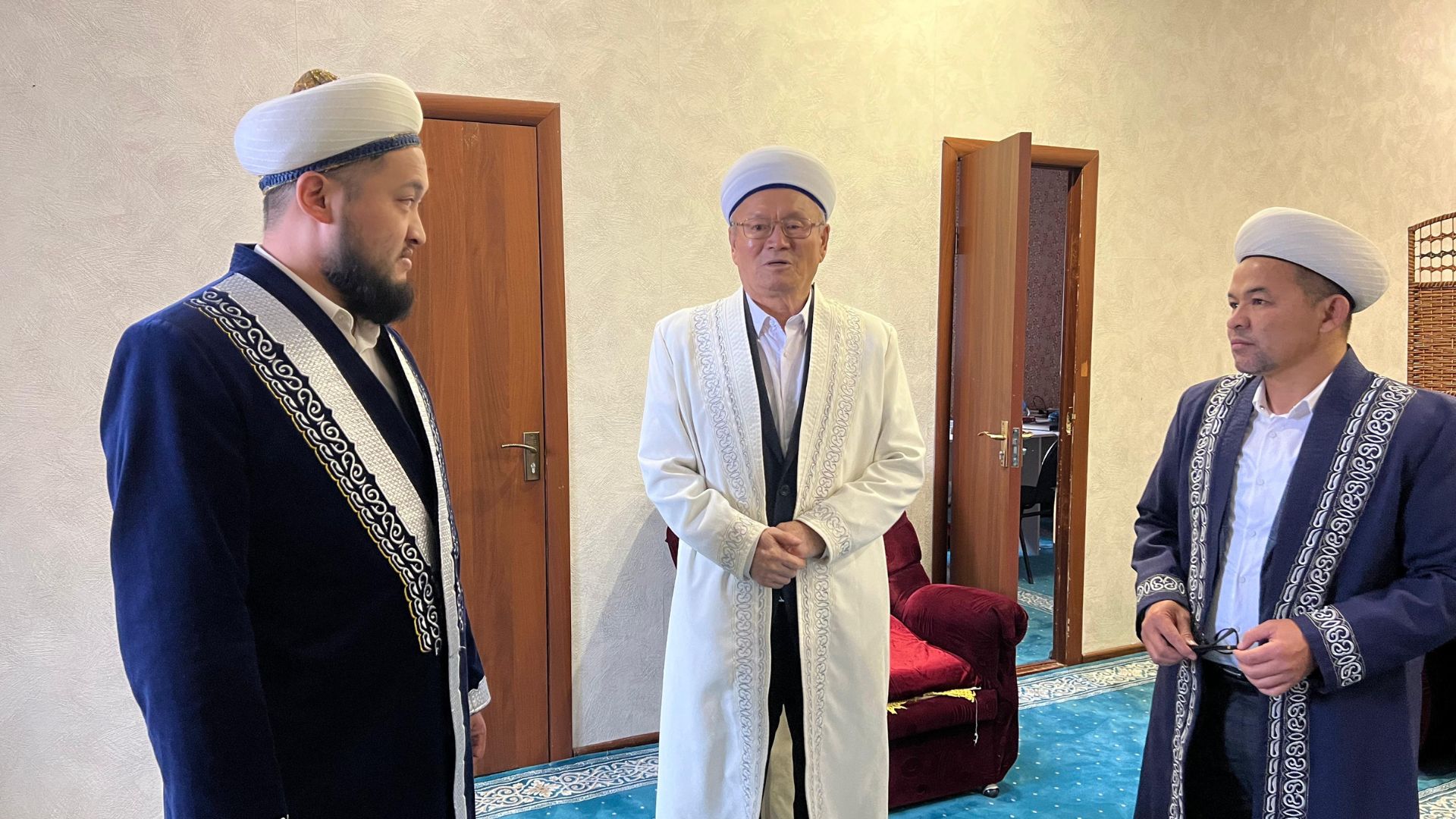БАС ИМАМ АУДАНДЫҚ МЕШІТ ТІРШІЛІГІМЕН ТАНЫСТЫ