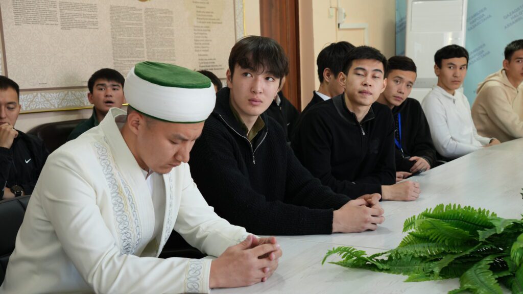 Галерея 16